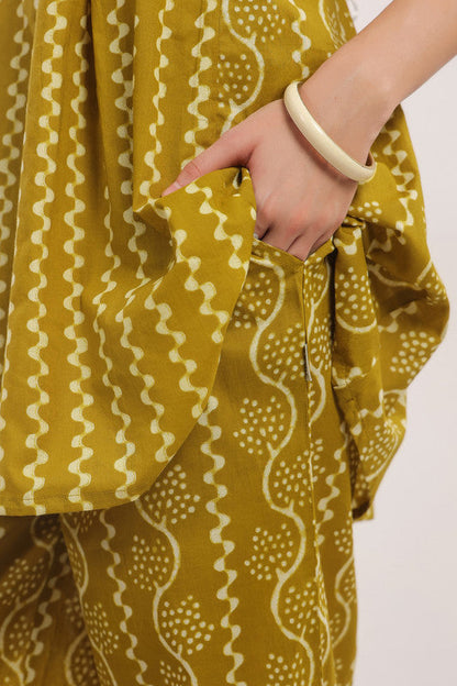 Mustard Ikat Co-Ord Set 🍷✨